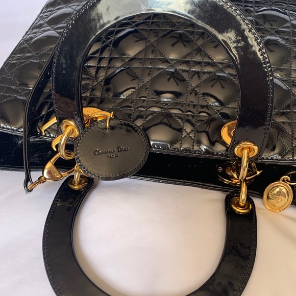 ❤️❤️SOLD❤️❤️DIOR LADY DIOR patent shoulder/handbag - Picture 12 of 16